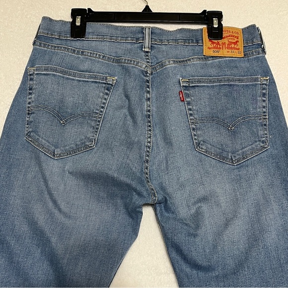 Levi's Men's Jeans 505 Regular Fit Straight Leg Light Wash Size 34 x 32 - Picture 6 of 15